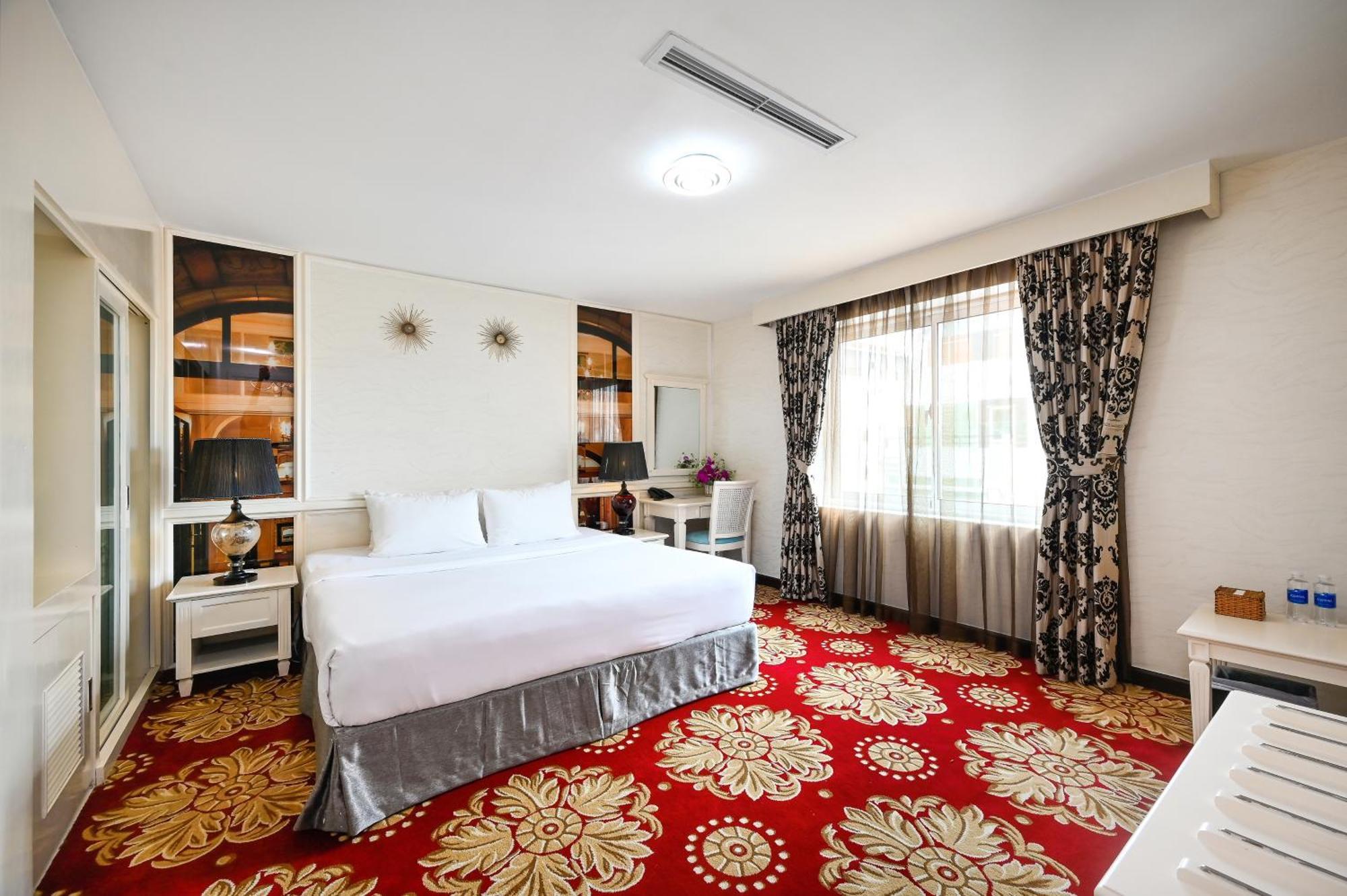 California Saigon Hotel & Rooftop Pool Ho Chi Minh Zewnętrze zdjęcie